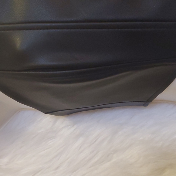 GARAGE Faux Leather Black Bustier Corset Top - Size XXS,  32A, 00 - Picture 7 of 7